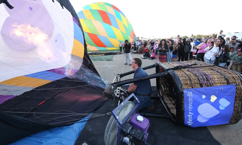 Comcast Unveils Xfinity Rewards Hot Air Balloon at the 49th Annual ClovisFest & Hot Air Balloon Fun Fly. Clovis, CA