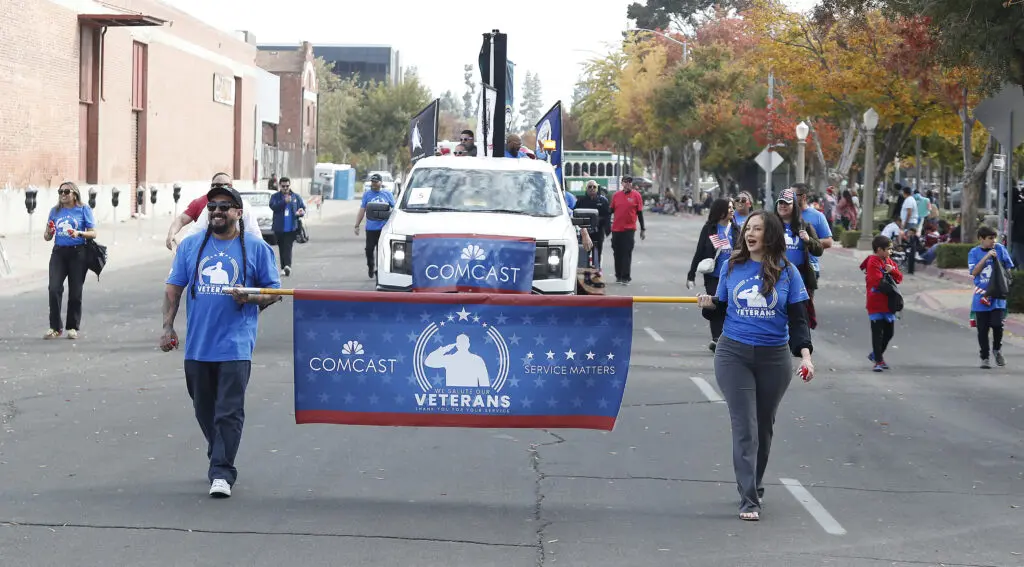 Comcast Celebrates Military Veterans at the 105th Central Valley Veterans Day Parade