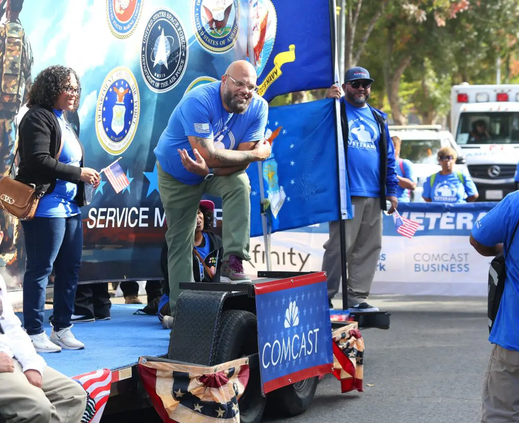 Comcast Celebrates Military Veterans at the 105th Central Valley Veterans Day Parade