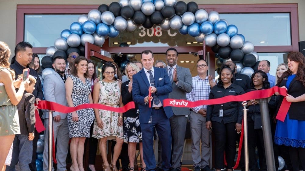 The opening ceremonty at the 300th Xfinity Store.