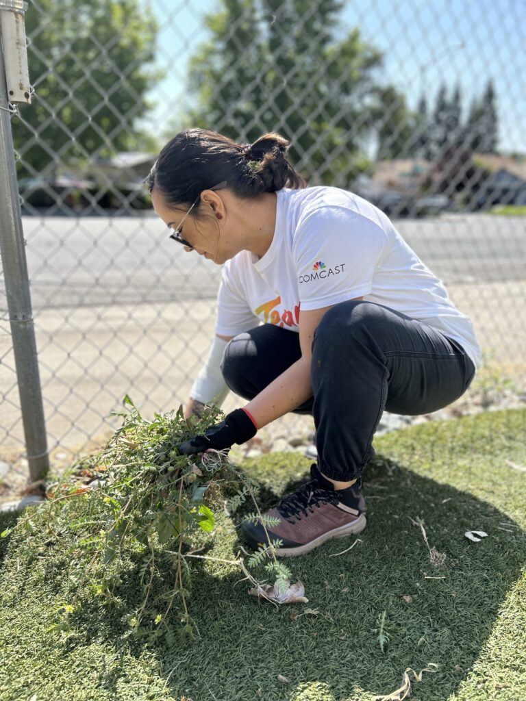 Comcast employees volunteer at the Veterans Community Center in Citrus Heights, Calif. for Big Day of Service