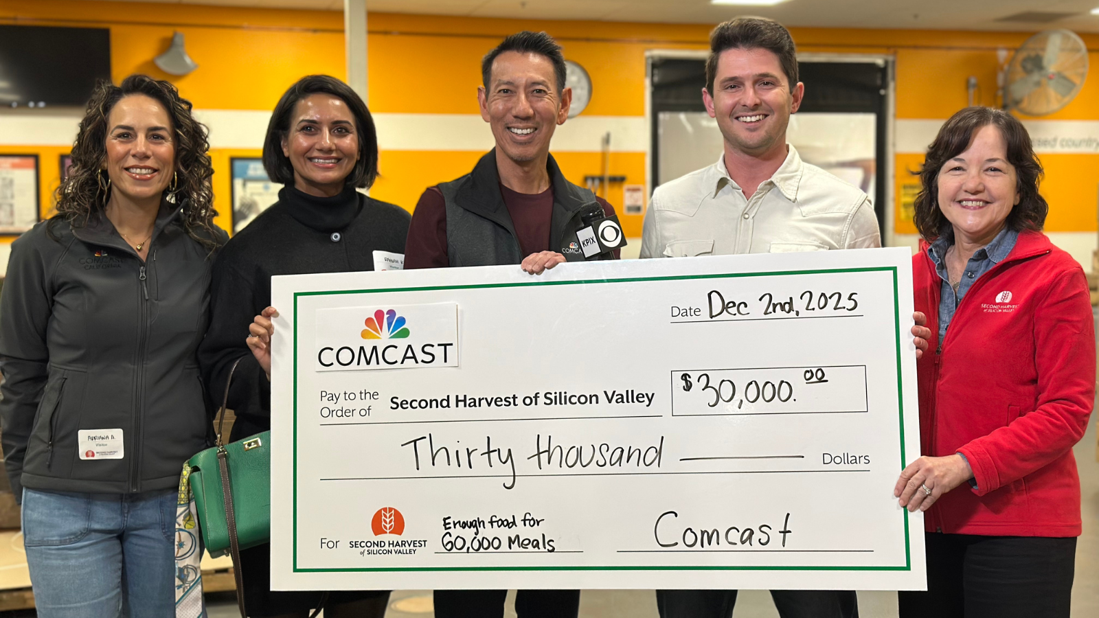 Comcast donates $30,000 to Second Harvest of Silicon Valley, California
